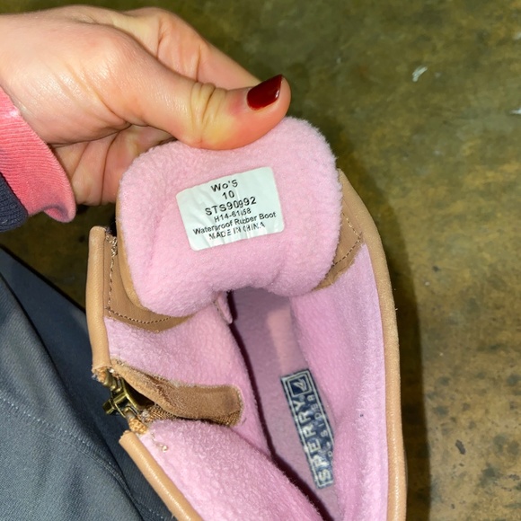 Sperry Snow Boots - Picture 3 of 4